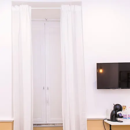 La Sciantosa Spagnoli Pensión Nápoles